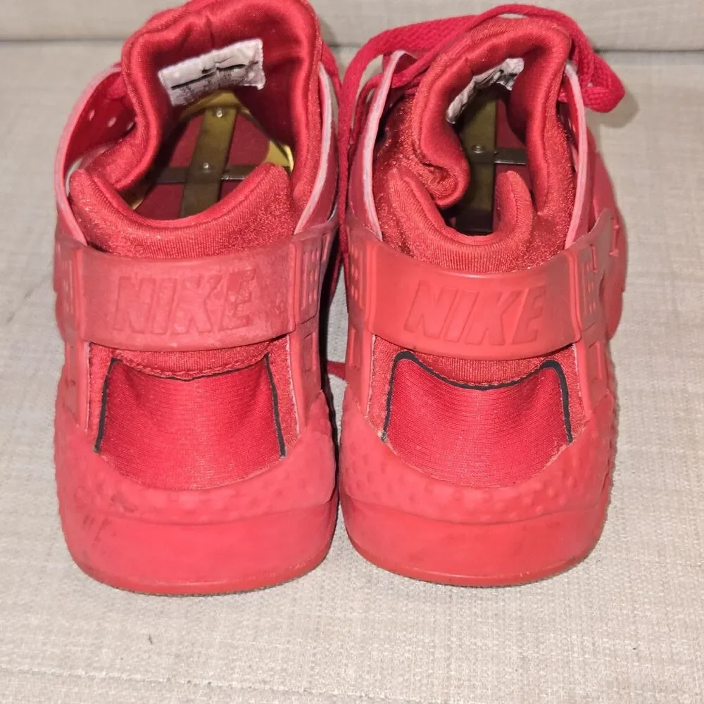Nike Huarache Shoes Triple Red Athletic Sneakers Boys Size 7Y